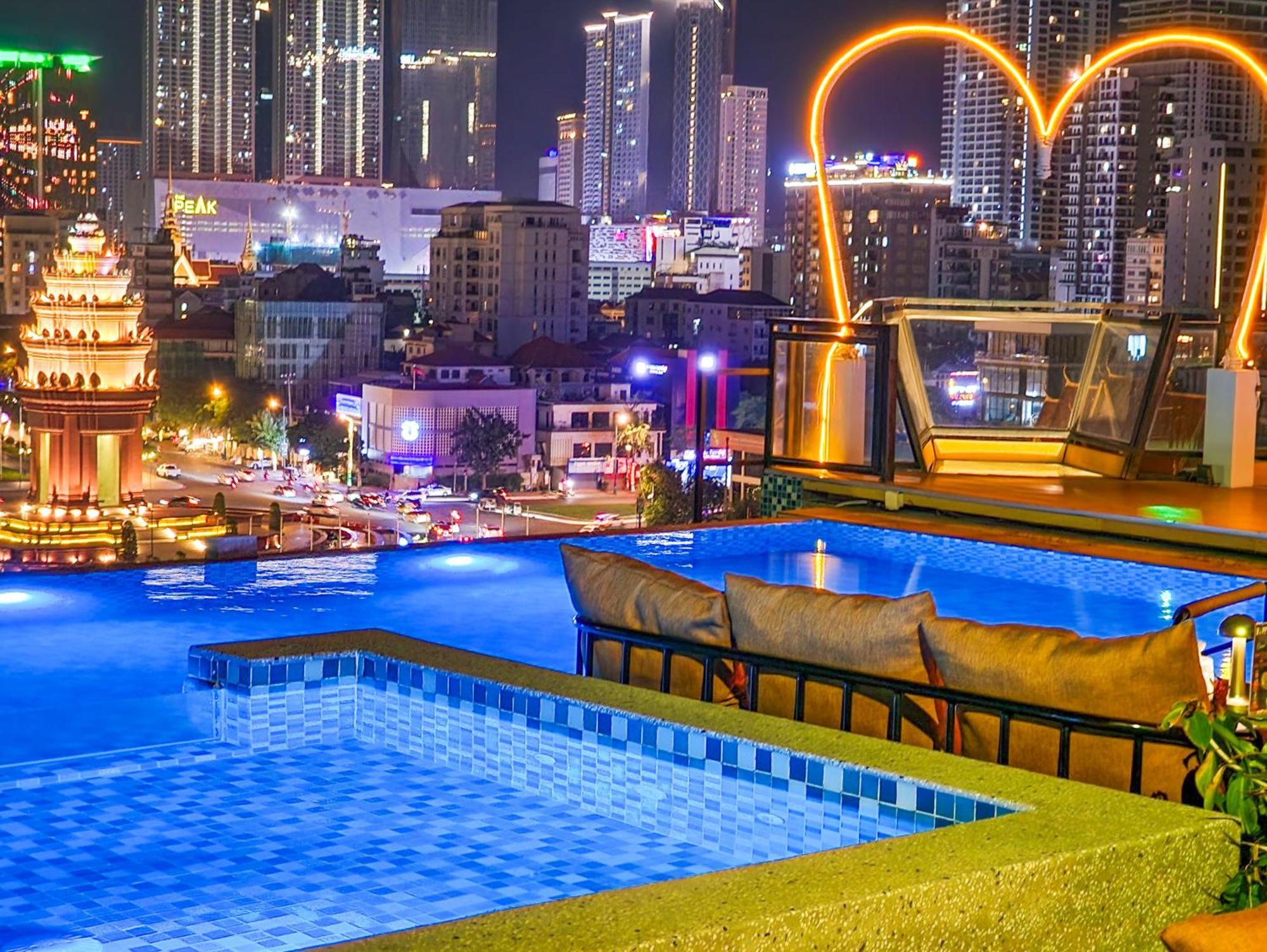 Phnom Penh 51 Hotel & Residences Buitenkant foto