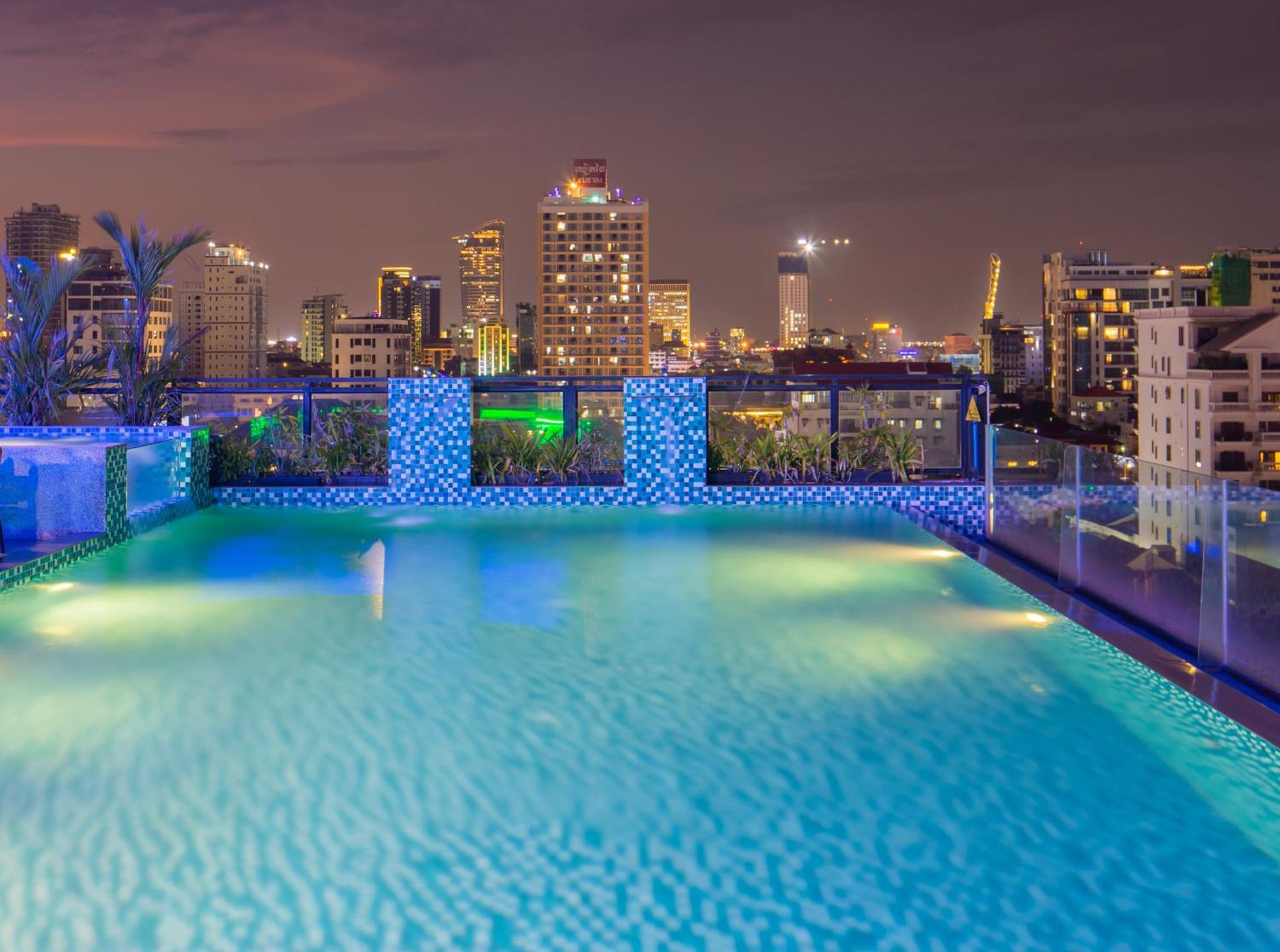 Phnom Penh 51 Hotel & Residences Buitenkant foto
