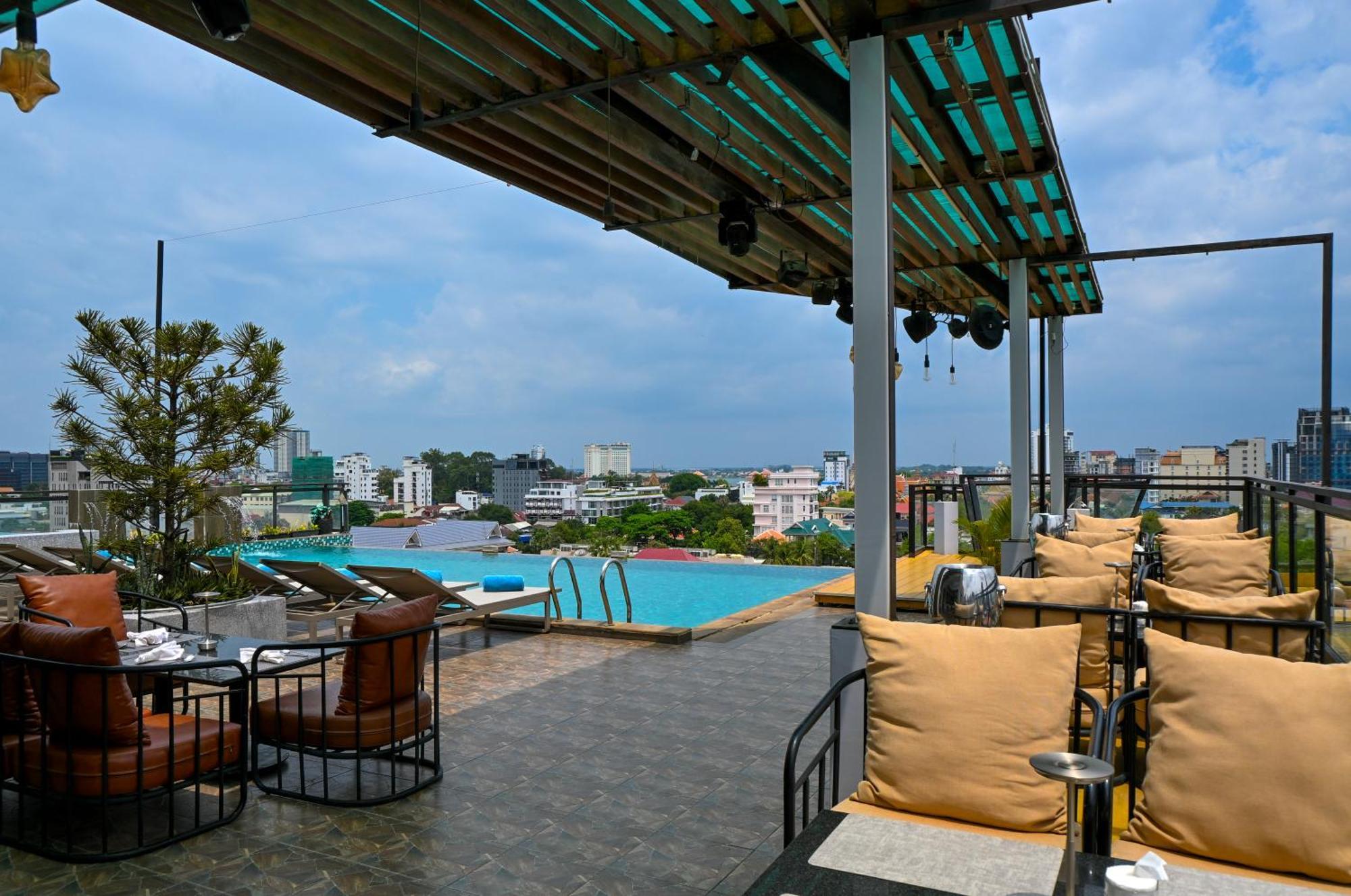 Phnom Penh 51 Hotel & Residences Buitenkant foto